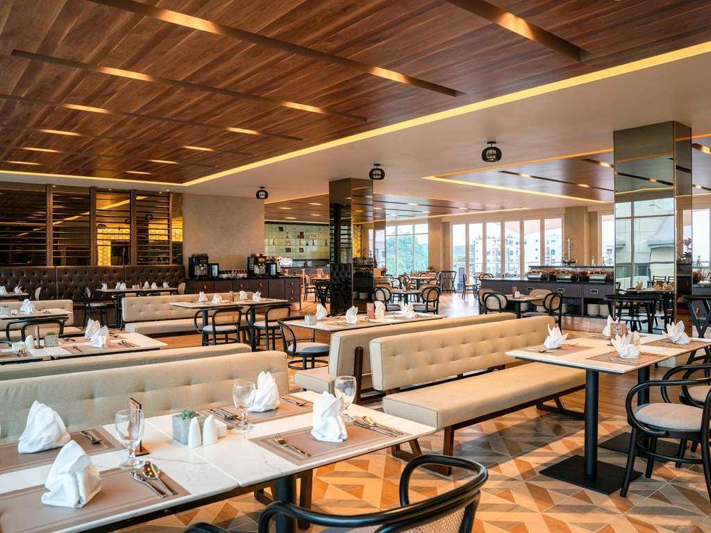 Mercure Langkawi Pantai Cenang Ristorante foto